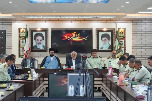 دیدار استاندار لرستان با فرماندهان انتظامی لرستان
