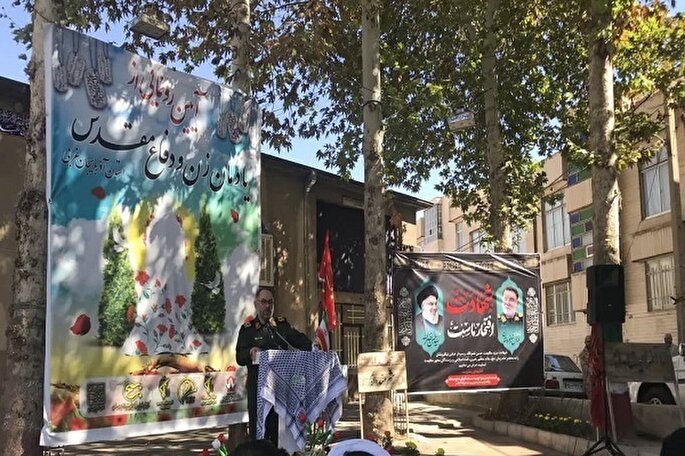 رزمندگان اسلام برای ایستادن مقابل کفر جهانی به جبهه‌ها شتافتند