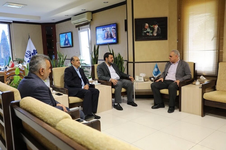 نشست رئیس اتاق بازرگانی فارس با مدیرکل صدا و سیمای استان