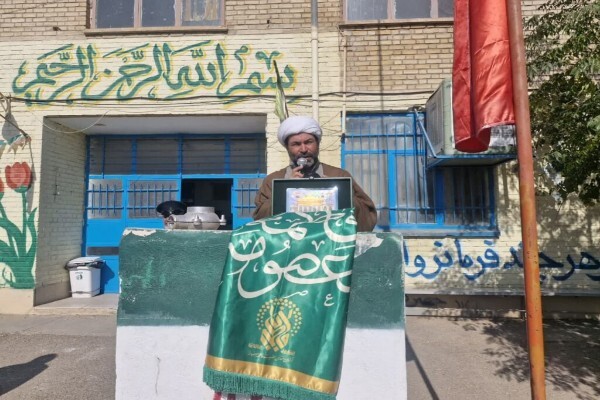 سفیران کریمه در جمع دانش‌آموزان مناطق محروم قم + عکس