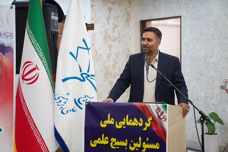 مجید میکائیلی، مسئول سازمان بسیج علمی، پژوهشی و فناوری استان فارس