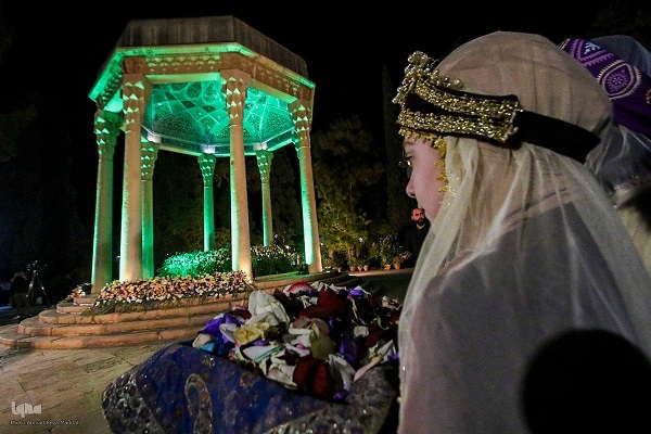 آماده برای انتشار//// حذف «حافظ» از حافظه ایرانیان؛ خط قرمز «جهان فرهنگ» است