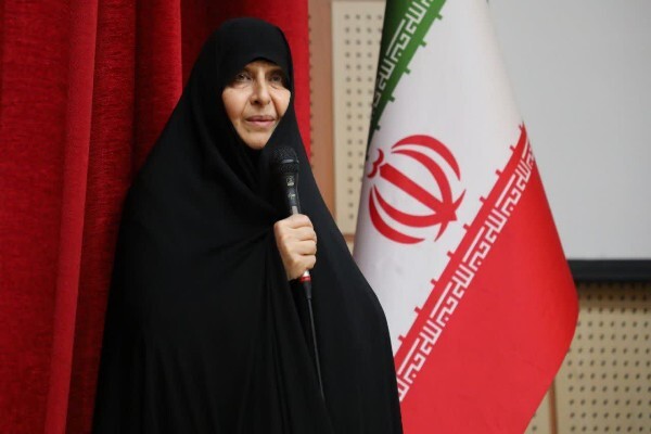 کبری خزعلی، عضو شورای فرهنگی و اجتماعی زنان و خانواده کشور