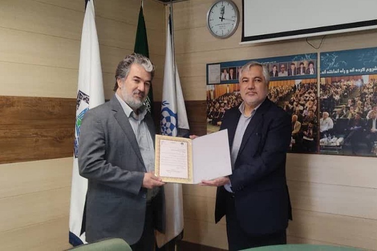 نشست مجمع خیرین تأمین سلامت با کمیته امداد فارس