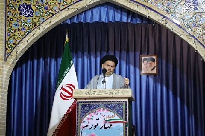 تسلیم جنگ روانی دشمن نشویم