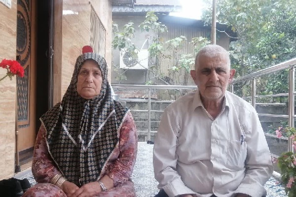 متولی موقوفات حاج علی محمد پور  به اتفاق همسرش