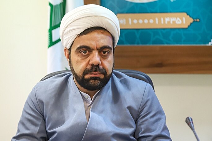 رقابت ۹۰ یزدی در مرحله استانی آزمون معارفی مسابقات قرآن