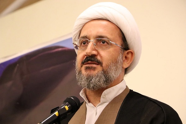 حجت‌الاسلام‌والمسلمین احمدحسین شریفی رئیس دانشگاه قم