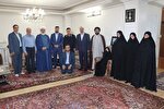 دیدار شهردار تبریز با خانواده شهید «پاشایی» و جانباز «صارمی»