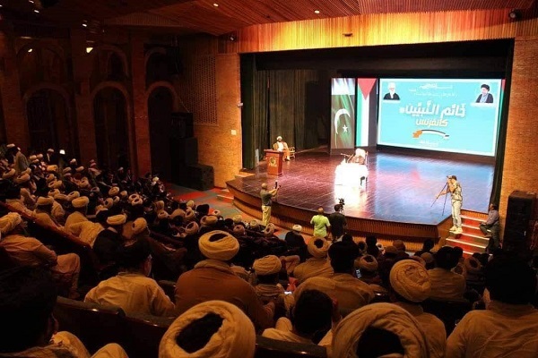 حضور 400 نفر از علما و ائمه جمعه و جماعت پاکستان در همایش خاتم الانبیاء +عکس