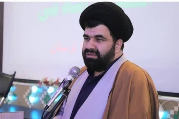 حجت‌الاسلام سیداسماعیل حسینی‌مازندرانی، رئیس عقیدتی، سیاسی نیروی انتظامی لرستان