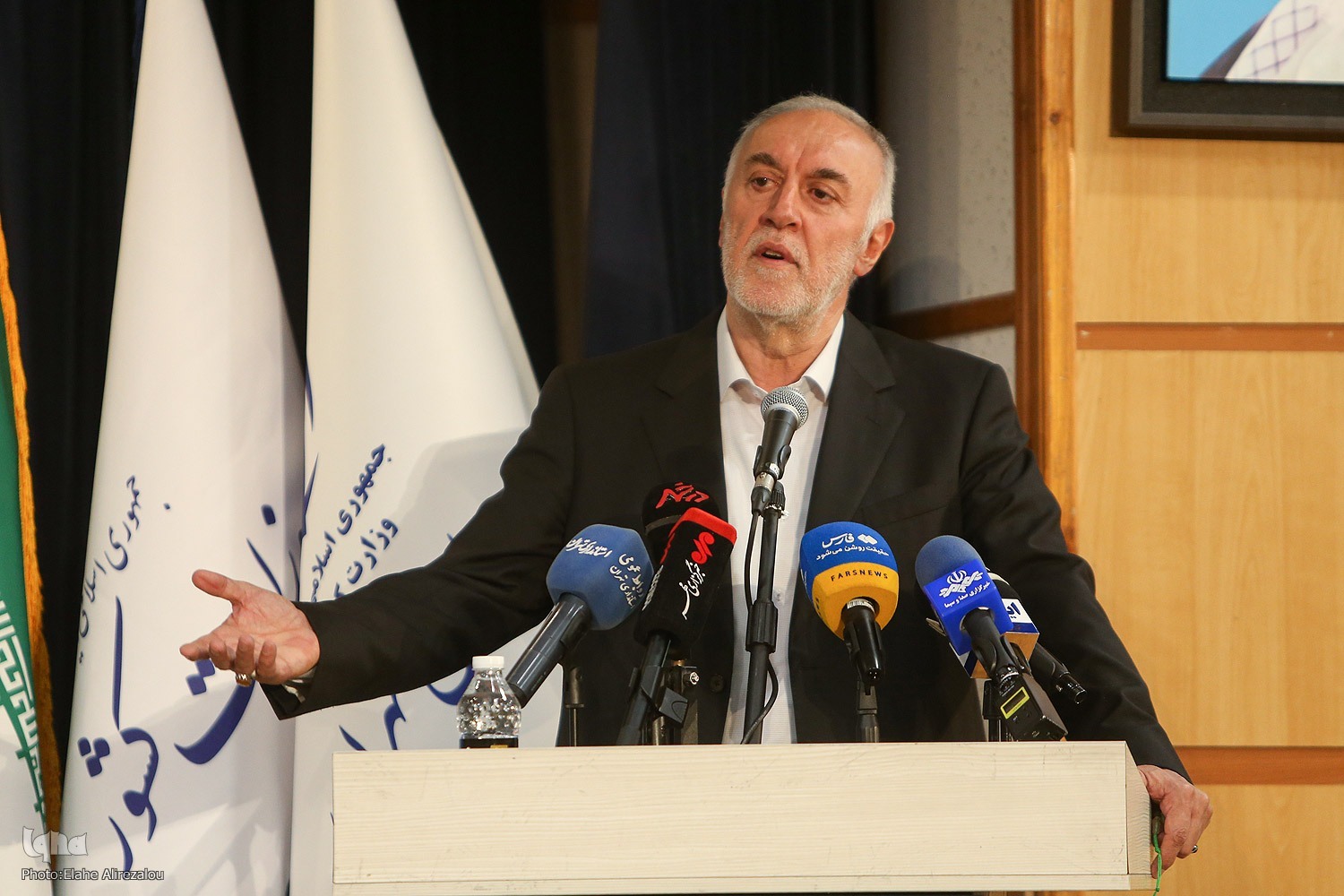 معارفه استاندار جدید تهران با تأکید بر وفاق ملی و همگرایی