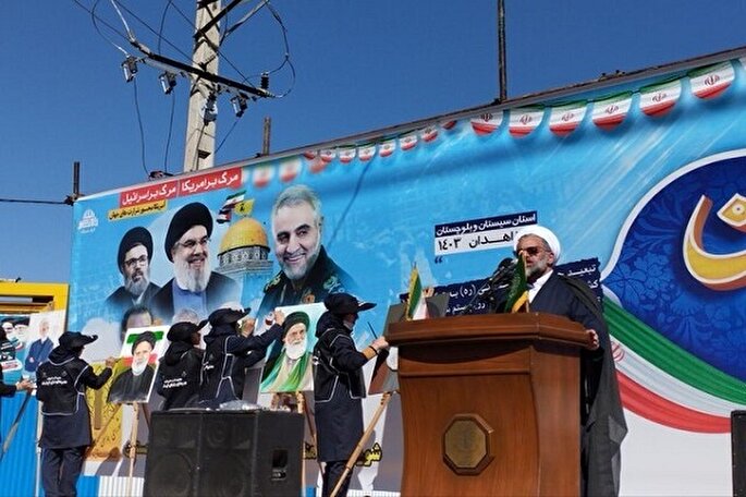 ماهیت نظام سلطه و استکباری به نسل جوان تبیین شود