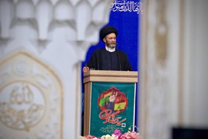 نهضت اهدای طلا نماد ایثار بانوان ایرانی است