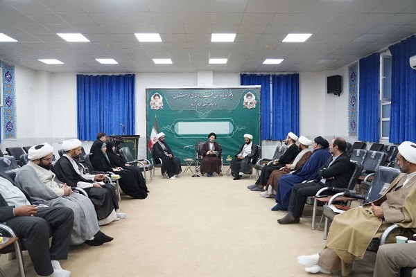 جلسه هماهنگی برنامه‌های ایام فاطمیه در لرستان برگزار شد