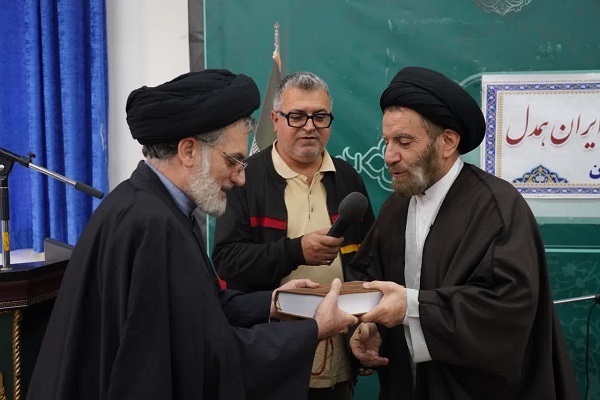 قدردانی نماینده ولی‌فقیه در لرستان از خیران پویش «ایران همدل» در لرستان