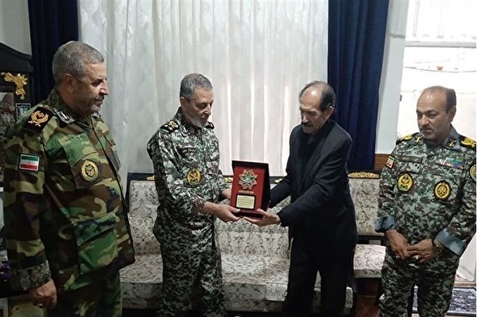 پرچم ایران اسلامی به برکت خون شهدا سرافراز می‌ماند