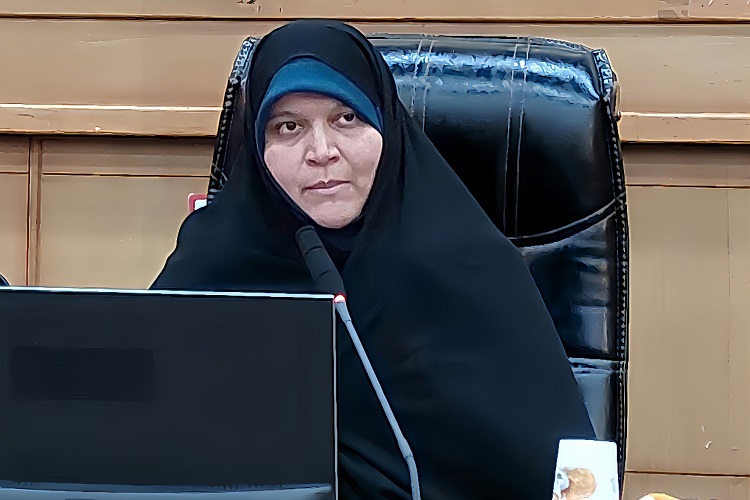 زهرا یقطین، مدیرکل امور بانوان و خانواده استانداری فارس