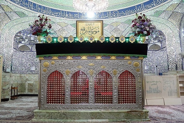 مضجع شریف حضرت موسی مبرقع(ع) غبارروبی شد