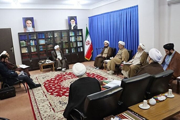 ضرورت ثبت خانه عالم، بیمه خادمین و فعال کردن مساجد