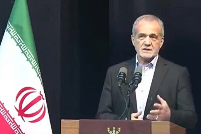 وقتی برنامه توسعه داریم، حق ارائه برنامه نداریم