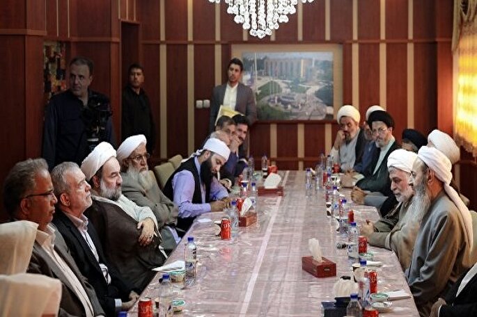 برای خدمتگزاری به مردم آمده‌ایم