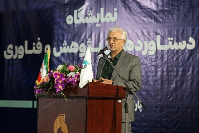 برای توسعه شرکت‌های دانش بنیان در خراسان‌شمالی با کسی تعارف نداریم