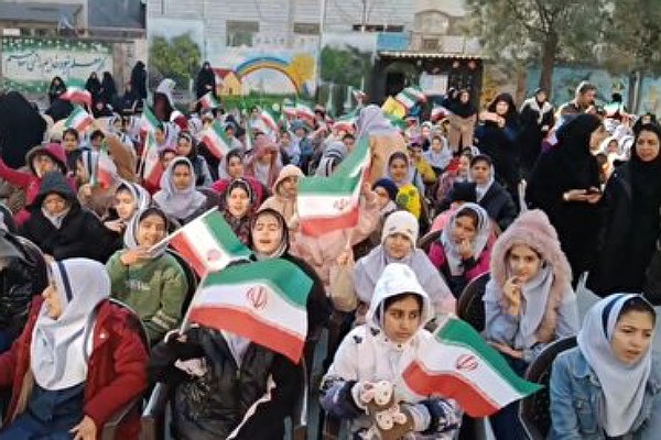 تجمع فریاد خاموش در مدرسه هاجر گلستان برگزار شد
