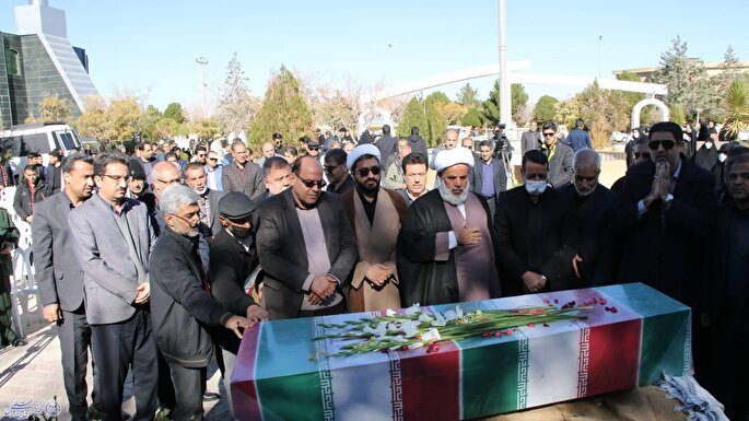 فیلم | یادواره شهدای گمنام در دانشگاه آزاد اسلامی بیرجند