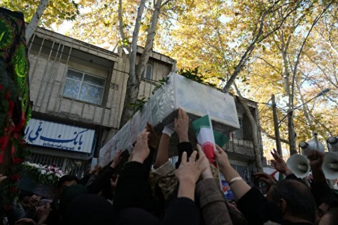 عکس | تشییع پیکر شهدای گمنام در خرم‌آباد