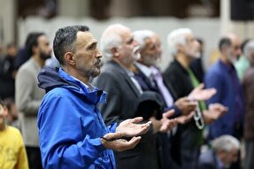 قرائت دعای توسل برای پیروزی رزمندگان جبهه مقاومت برگزار شد