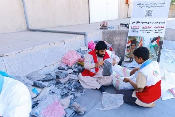 جمع‌آوری بیش از ۲۰۰ میلیارد کمک مردم لرستان توسط جمعیت هلال‌احمر