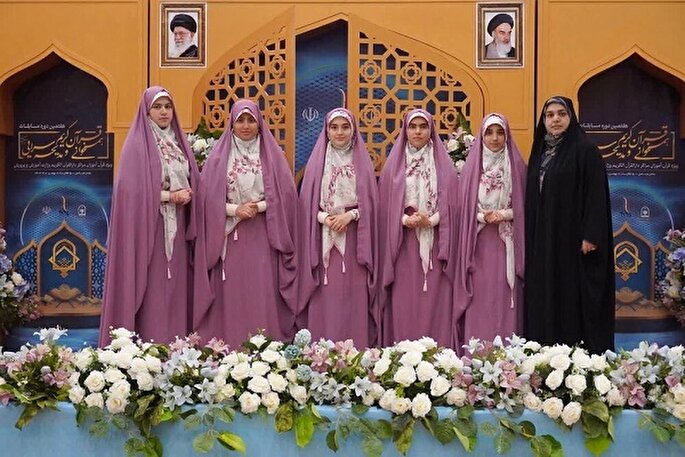 راهیابی دو گروه مدیحه‌سرایی ملایر به مرحله استانی مسابقات قرآن دانش‌آموزان