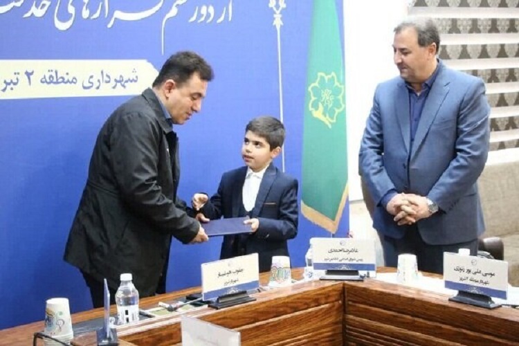 قاری قرآن، شهردار تبریز