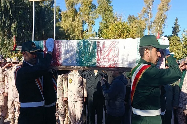 تشییع پیکر شهید گمنام در قصرشیرین