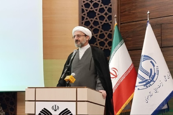 محور اصلی حفاظت از اهداف و آرمان‌هاش شهدا همسرانشان هستند