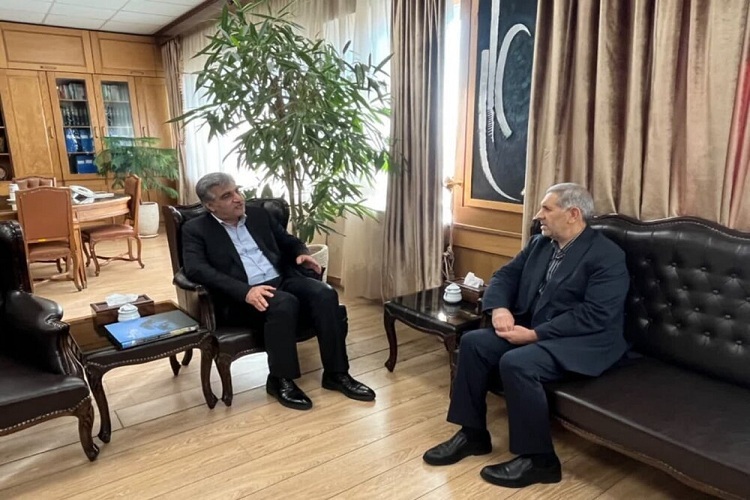 دیدار سرپرست دانشگاه علوم پزشکی شیراز با مدیرعامل تأمین اجتماعی استان