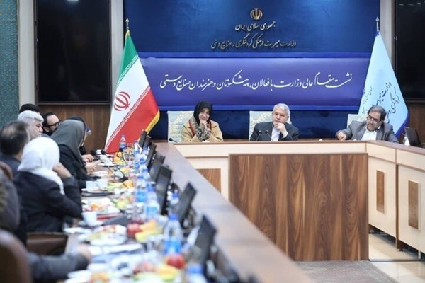 آماده انتشار برای جمعه 30 آذر//// از چشیدن طعم حقیقت سینما تا گرم شدن تنور فیلم فجر