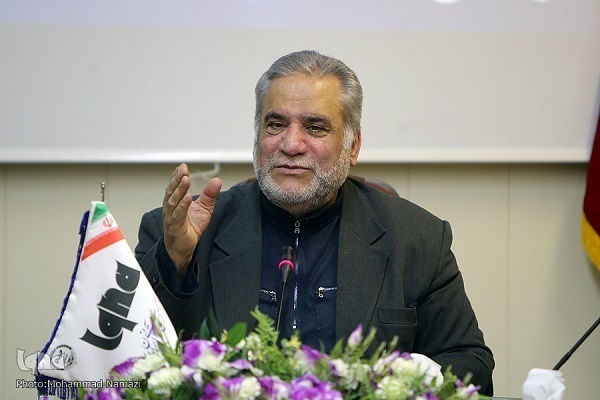 برخط جامعه؛ از هوای نارنجی پایتخت تا قرمزی هندوانه یلدا