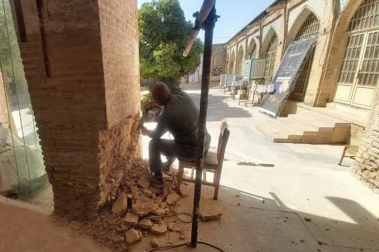 مرمت مسجد تاریخی آقاباباخان شیراز