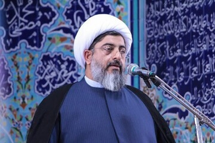 حجت الاسلام روح الله مختاری امام جمعه ساوجبلاغ