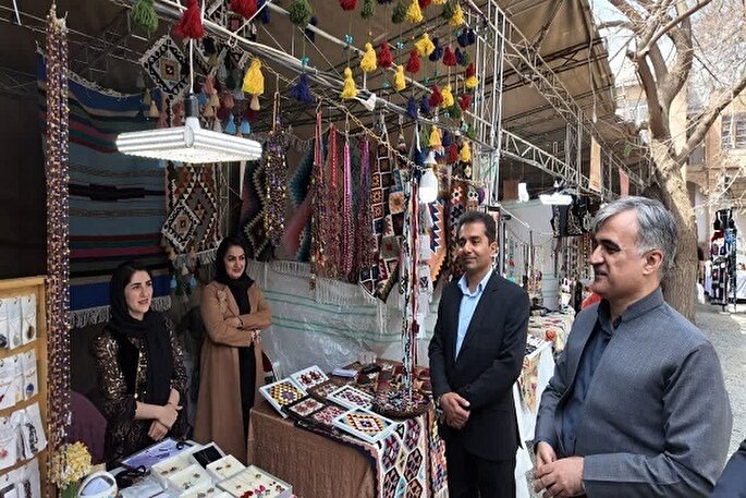 سرمایه‌گذاری در صنایع‌دستی ظرفیتی ارزشمند برای توسعه پایدار اقتصادی است