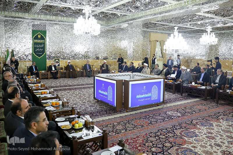 تحقق مطالبات مردم از جمله زیارت اماکن مقدس، نیازمند پیگیری جدی است