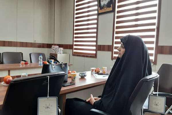 شیما مهرآبادی فعال قرآنی استان مرکزی