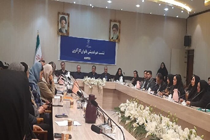 تأکید امامی بر تشکیل کارگروه‌های تخصصی کارآفرینی بانوان