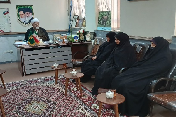 جذب و تربیت بانوی طلبه در عصر کنونی رسالتی بزرگ است