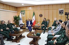 بسیج و سپاه پشتوانه دولت در بحران‌ها هستند