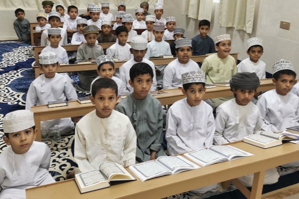 مدارس قرآنی عمان؛ مهد پرورش معنوی نسل جوان