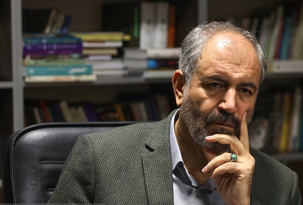 آماده انتشار برای صبح پنجشنبه 11 دی ماه/////سردار سلیمانی نمونه متجلی ارزش‌های پُربسامد و هویت‌بخش انقلاب اسلامی استیاهمه ناگفته‌های سرداردل‌ها از زبان محسن مومنی‌شریف