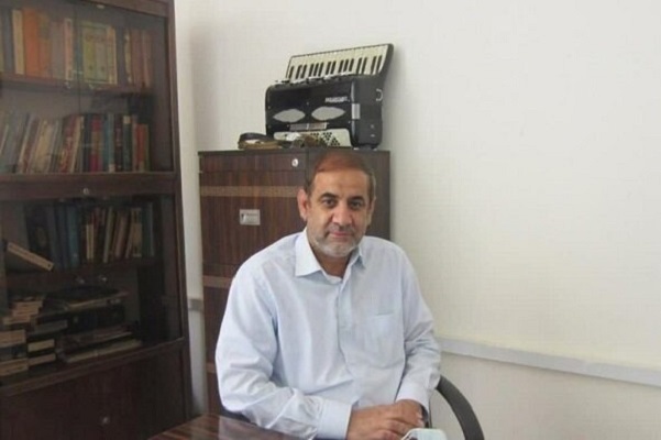 هنوز آمده نیست///// کتابسازی و عدم آسیبشناسی دو آفت جدی آثار ادبی مرتبط با سرداردلها است + صوت هنوز آمده نیست///// کتابسازی و عدم آسیبشناسی دو آفت جدی آثار ادبی مرتبط با سرداردلها است + صوت